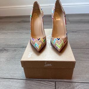 Excellent condition, protective bottom